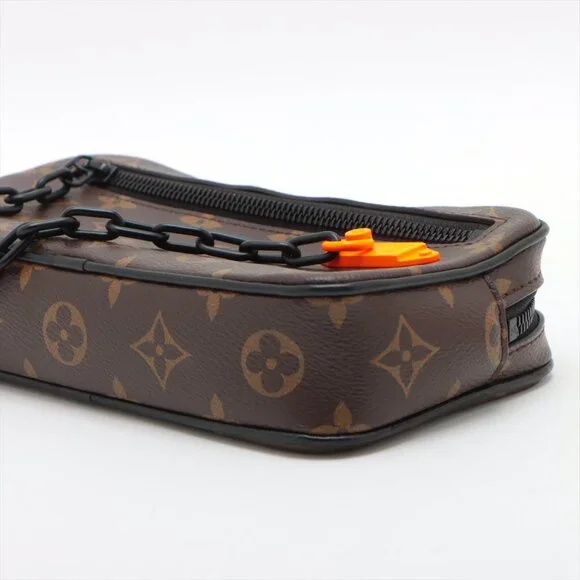 SOLD OUT ❌ Louis Vuitton Monogram Solar Ray Pochette Volga - Picture 3 of 7